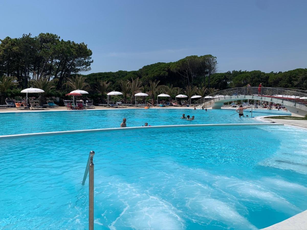 Penthouse Bellavista Appartement Lignano Sabbiadoro Buitenkant foto