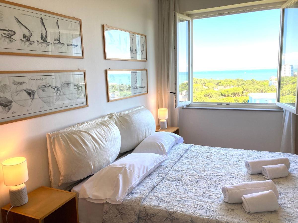 Penthouse Bellavista Appartement Lignano Sabbiadoro Buitenkant foto